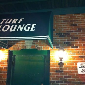 Turf Lounge - the entrance to the restaurant - Bars Near Me - Breese, Illinois