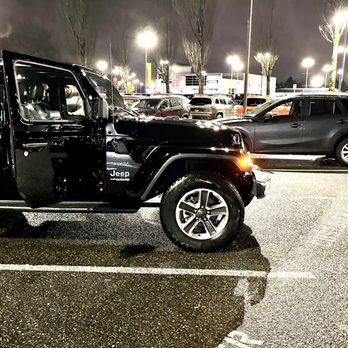Dick Hannah Chrysler Dodge Jeep Ram - Trade in & our purchase - Auto Repair Near Me - Vancouver, Washington Dick Hannah Chrysler Dodge Jeep Ram - Trade in & our purchase - Auto Repair Near Me - Vancouver, Washington