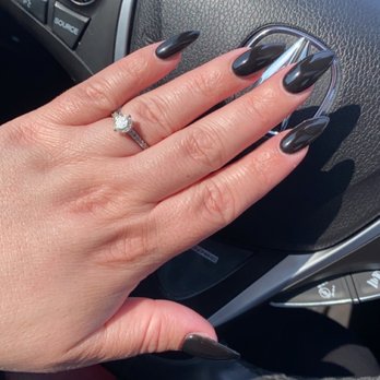 Lee Nail Salon - Nail Salons Near Me - Chicago, Illinois