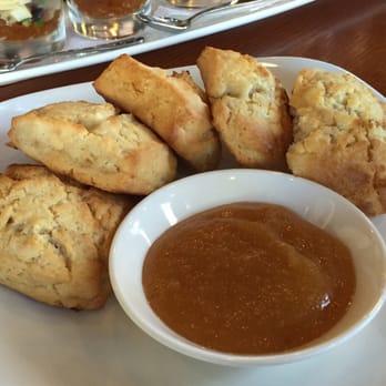 MW Restaurant - Apple scones with apple jam - New American Near Me - Honolulu, Hawaii