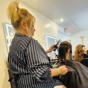 Harper Hair Studio - Noreen Hall , my fantastic hair stylist at her new shop Harper Hair Studio. - Hair Salons Near Me - Winter Park, Florida Harper Hair Studio - Noreen Hall , my fantastic hair stylist at her new shop Harper Hair Studio. - Hair Salons Near Me - Winter Park, Florida