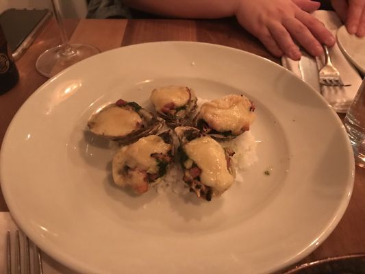 DUR À CUIRE Restaurant by null