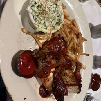 Weber Grill Restaurant - Chicken - Barbeque Near Me - Chicago, Illinois Weber Grill Restaurant - Chicken - Barbeque Near Me - Chicago, Illinois