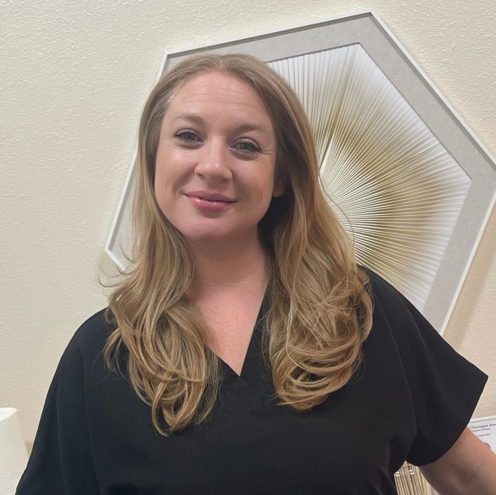 PureWax Therapy Logo