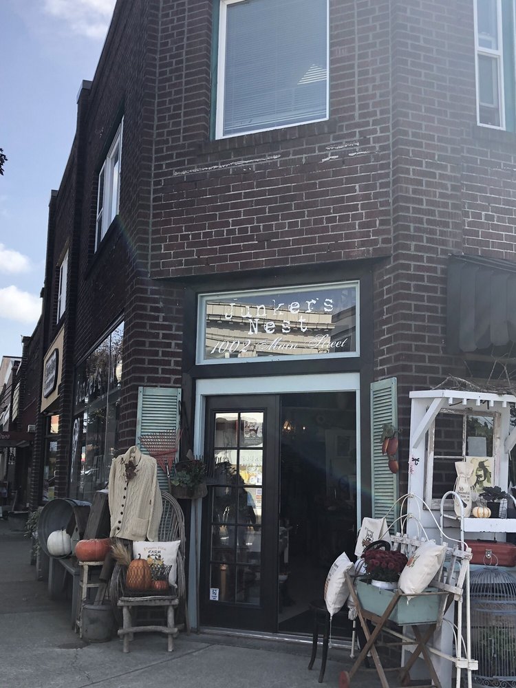 JUNKERS NEST 1002 Main St, Sumner, Washington Antiques Phone