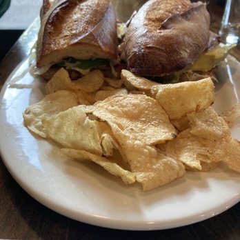 Bistro 23 - Ham and Avocado sandwich - New American Near Me - Portland, Oregon