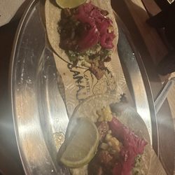 Cantina Canalla - Al pastor tacos