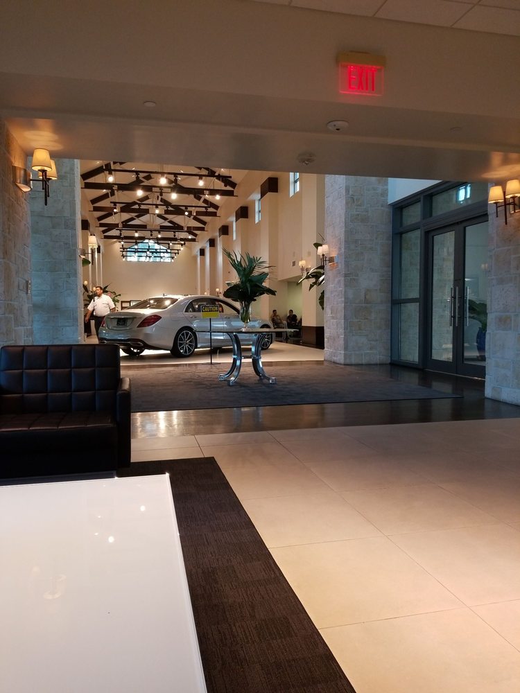 MERCEDESBENZ OF CUTLER BAY 29 Photos & 66 Reviews Car Dealers 10701 SW 211th St, Cutler