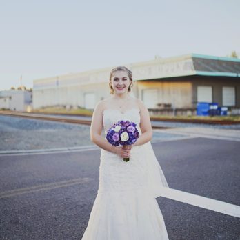 Love Blooms Wedding & Event Design - Bridal bouquet - Wedding Planning Near Me Love Blooms Wedding & Event Design - Bridal bouquet - Wedding Planning Near Me