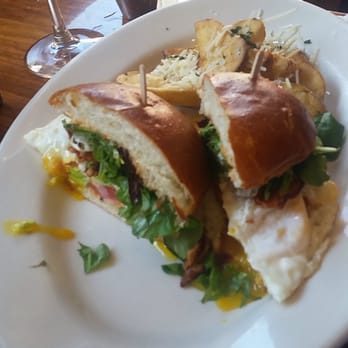 Eat Chow - Breakfast & Brunch Near Me - Costa Mesa, California Eat Chow - Breakfast & Brunch Near Me - Costa Mesa, California