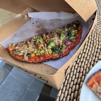 Pizza Side NJ - Cauliflower Crust Pizza 10" (Gluten Free) Veggie Pizza - Pizza Near Me - Cliffside Park, New Jersey