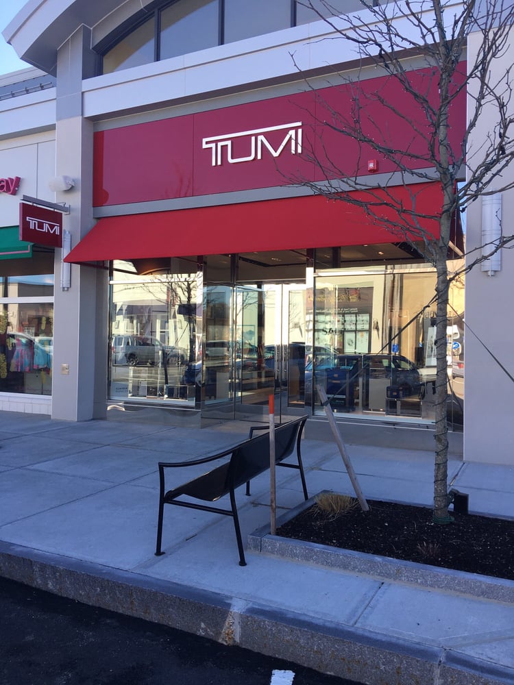 TUMI STORE LYNNFIELD MARKETSTREET 18 Photos 687 Market St