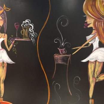 Empanada Harry's Bakery and Cafe - The wall decor - Venezuelan Near Me - Miami, Florida