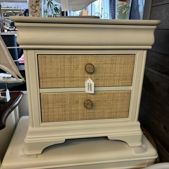 Eyeing the Past - Rattan Furniture - Antiques Near Me - Fort Myers, Florida Eyeing the Past - Rattan Furniture - Antiques Near Me - Fort Myers, Florida