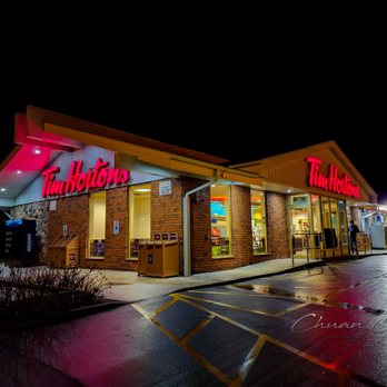 Tim Hortons - Storefront at night - Bakeries Near Me - Mississauga, Ontario Tim Hortons - Storefront at night - Bakeries Near Me - Mississauga, Ontario
