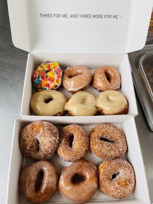 Orange Leaf Frozen Yogurt