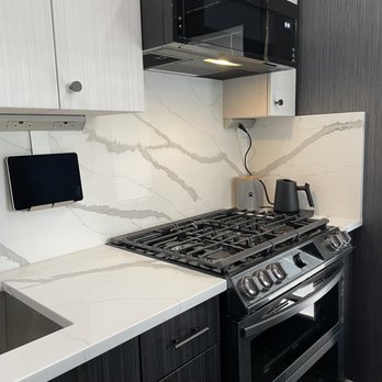 Italia Stone - Quartz countertop and backsplash - Countertop Installation Near Me - Freeport, New York Italia Stone - Quartz countertop and backsplash - Countertop Installation Near Me - Freeport, New York