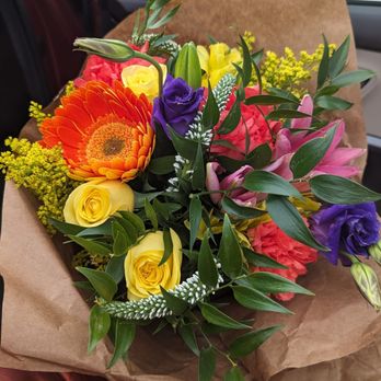 Blakelee's Bouquets - Beautiful flowers to brighten my day - Florists Near Me - Birmingham, Alabama