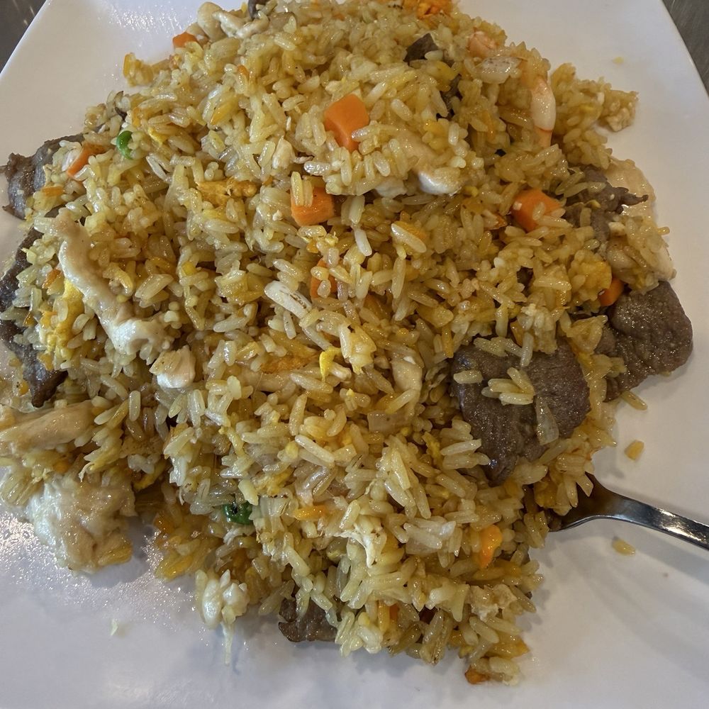 Pho MC - House Special Fried Rice - Vietnamese Near Me - Irving, Texas Pho MC - House Special Fried Rice - Vietnamese Near Me - Irving, Texas