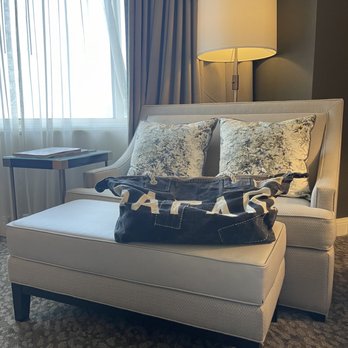 The Ritz-Carlton, Tysons Corner - Hotels Near Me - McLean, Virginia