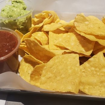 La Reforma Brewery - Chips, Salsa and Guac - Breweries Near Me - Albuquerque, New Mexico