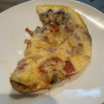 AC Hotel by Marriott - Omelette to order - Party & Event Planning Near Me - Kraków, Massachusetts