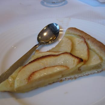 Chez Edouard - apple tart - French Near Me - Paris, 75 Chez Edouard - apple tart - French Near Me - Paris, 75