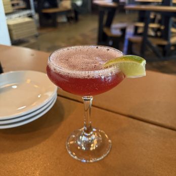 Masthead Brewing - Blood Orange Cosmopolitan - Breweries Near Me - Cleveland, Ohio