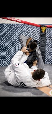 AMA Brazilian Jiu Jitsu & Muay Thai by null