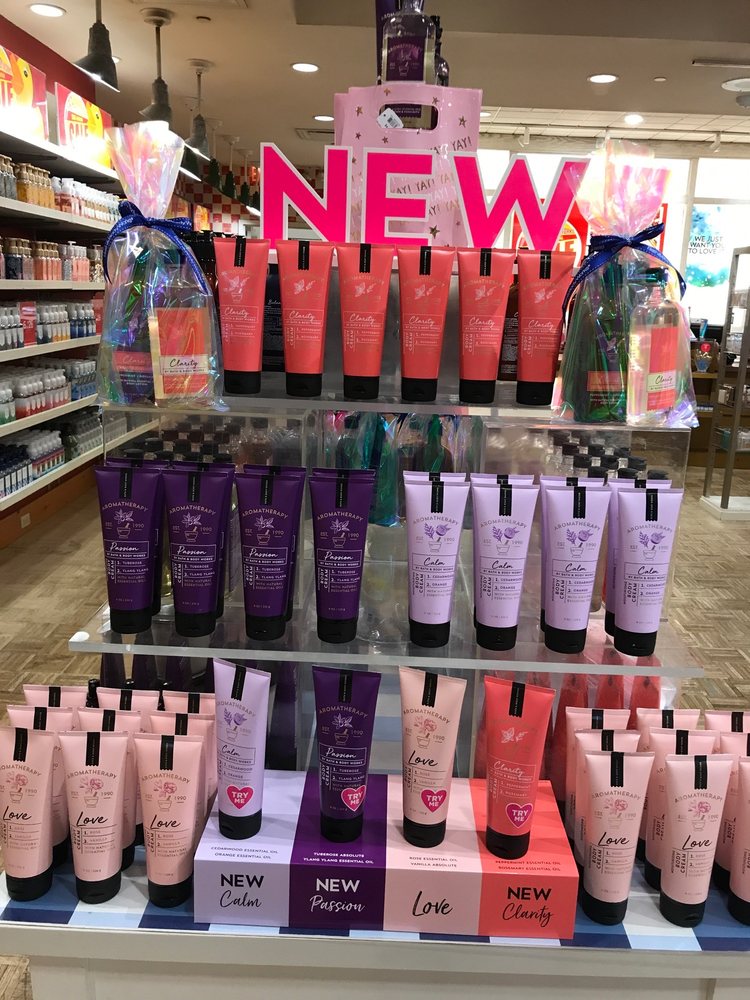 BATH & BODY WORKS Updated October 2024 3300 Lehigh St, Allentown