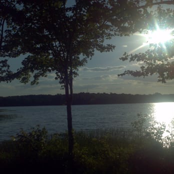 Beaver Dam Reservoir - Dusk by the reservoir - Boating Near Me - Ashburn, Virginia Beaver Dam Reservoir - Dusk by the reservoir - Boating Near Me - Ashburn, Virginia
