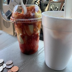 Piratas Snack Bar - Fruit and corn cup