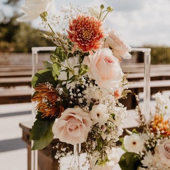 Touch Of Whimsy Design & Coordination - Wedding Planning Near Me - Seguin, Texas