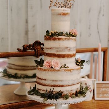 Sweet Treats Bakery - a three tiered wedding cake - Cupcakes Near Me - Seguin, Texas Sweet Treats Bakery - a three tiered wedding cake - Cupcakes Near Me - Seguin, Texas