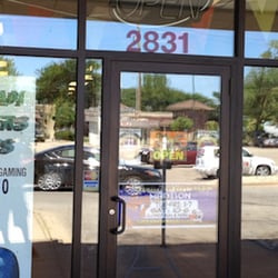Graham Crackers Comics - Madison - Outside of store