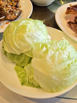 Sing Yee Chinese Restaurant by null