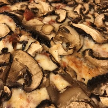 Spinning Dough - Portobello mushroom pizza - Pizza Near Me - Oakland, California