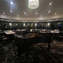 Ledges Restaurant - Piano view