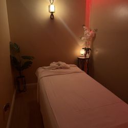 Leela Spa & Thai Massage