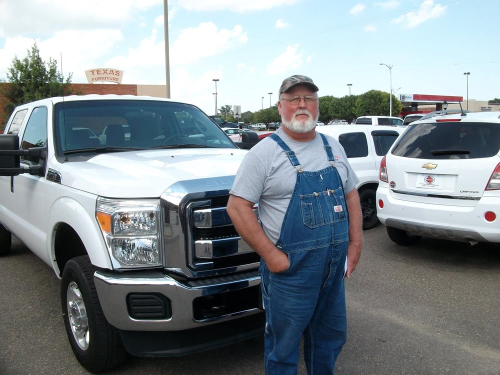 QUALITY SALES Updated August 2024 15 Photos 1401 N Hobart St