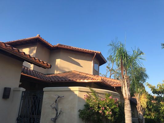 Sevilla Construction Logo