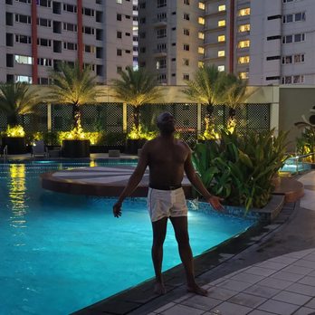 The Alpha Suites - Resorts Near Me - Makati, NCR