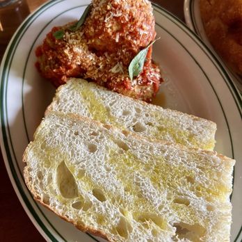 Noble At the Hills - Italian Near Me - Surrey, British Columbia Noble At the Hills - Italian Near Me - Surrey, British Columbia