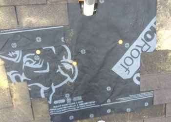 Slide of Argueta's Roofing Specialist