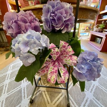 Bill O'shea's Florist - Hydrangeas - Florists Near Me - Hasbrouck Heights, New Jersey