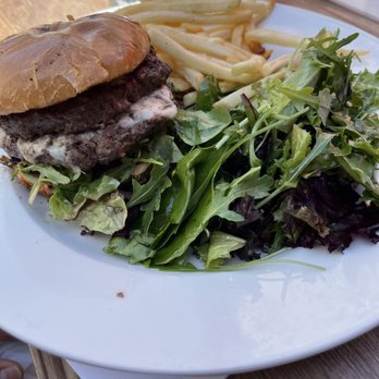 Brava Garden Eatery - Blue Love Burger - Wine Bars Near Me - Pleasanton, California Brava Garden Eatery - Blue Love Burger - Wine Bars Near Me - Pleasanton, California