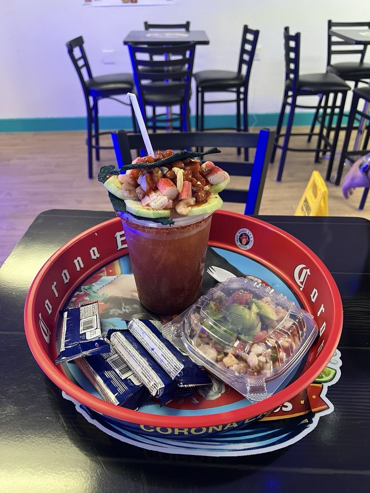 Micheladas El Azul Chelas y Mariscos