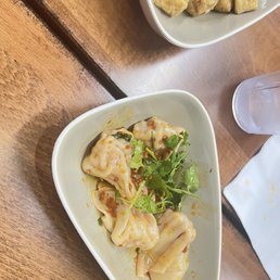 Spicy wonton Spicy wonton