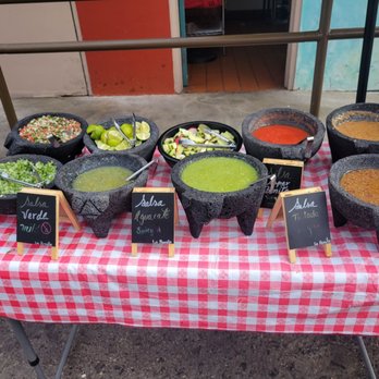 Tacos La Bonita - Salsa bar - Food Trucks Near Me - Oxnard, California Tacos La Bonita - Salsa bar - Food Trucks Near Me - Oxnard, California