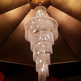 Jeff Ruby's Steakhouse - Cincinnati - Chandeliers are B.A. - Steakhouses Near Me - Cincinnati, Ohio